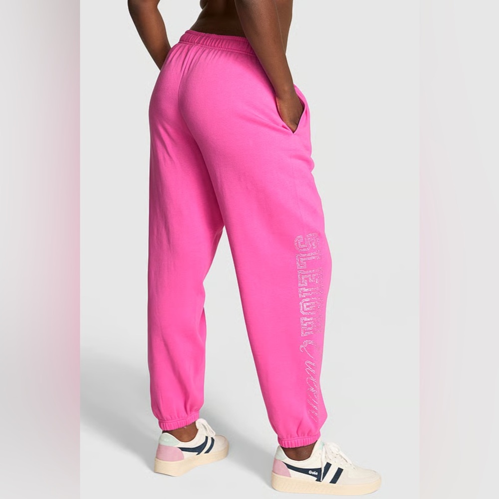 Victoria's Secret PINK bling 2025 Black Friday Sleigh Queen Campus Sweatpants 🩷